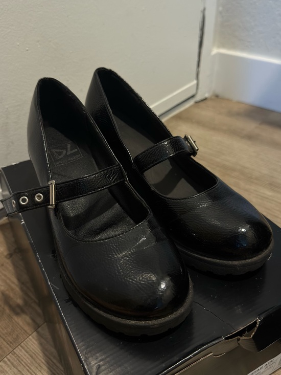 Shoes - Black Mary Jane Flats